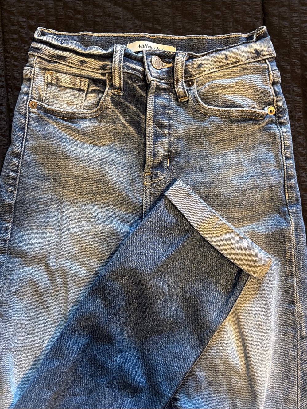 High-Rise Light Blue Skinny Jeans - Roll Hem